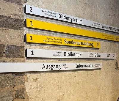 Besucherleitsystem in der Gedenkstätte Augustaschacht