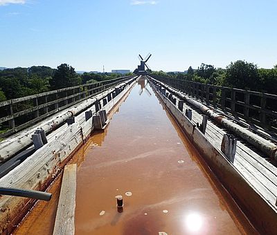 Eine Besichtigung des Gradierwerks in Bad Rothenfelde ist möglich: Einfach eine Führung buchen!